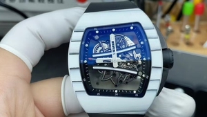 Montre mécanique carrée à design creux en fibre de carbone, marque de luxe, montre de sport pour homme de haute qualité, étanche - Product Image 2
