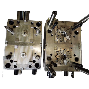 Molde de engranajes de plástico Fabricante de moldes de inyección Molde de inyección y moldeado OEM/ODM Producto doméstico de plástico POM personalizado - Product Image 3