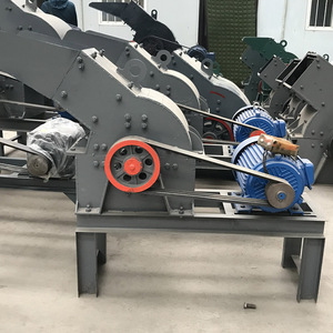 Concasseur mobile à marteaux pour le traitement du calcaire, du marbre et du minerai de fer, avec convoyeur, économe en énergie, capacité max. 20 t/h, haute performance - Product Image 3