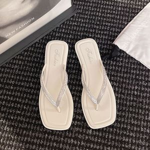 Sandalias planas de verano Xuanhui, chanclas de perlas ostentosas para interiores y exteriores, zapatillas para mujer y mujer - Product Image 4
