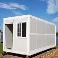 Maison préfabriquée pliable et respirante OCM avec un design moderne du milieu du siècle pour une utilisation en ferme, appartement, bureau ou complexe hôtelier