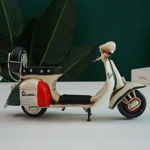 Đồ Trang Trí Bằng Sắt Rèn Xe Tay Ga Thủ Công Bằng Kim Loại Đồ Trang Trí Nhà Cổ Handmade Kim Loại Xe Máy Mô Hình Tỷ Lệ 1:12 - Product Image 6