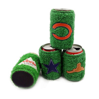 Support trapu pour gazon vert en néoprène avec logo personnalisé Refroidisseur de canette de bière en gazon créatif pour les sports de golf