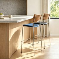 Tabourets et chaises de bar en fer de style vintage, design minimaliste, usage commercial, meubles de bar hauts pour îlot de cuisine ou café