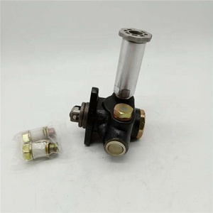 Pièces de moteur d'excavatrice DH300-5 105207-1520 Pompe d'injection de carburant Pompe manuelle d'alimentation 105210-1700 - Product Image 1