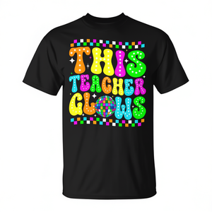 T-shirt This Teacher Glows, style années 80 et 90, dernier jour d'école - Product Image 2