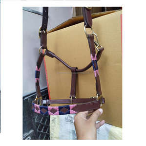 Cabestro de carreras de cuero genuino para caballo, personalizable, ligero y cómodo, en negro y marrón, accesorios para caballos al por mayor - Product Image 2