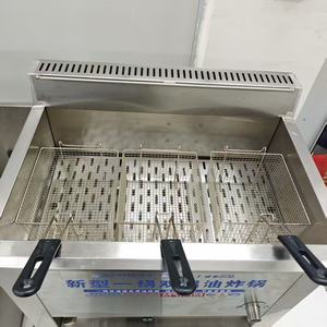 <span class=keywords><strong>Friteuse</strong></span> à gaz avec des performances fiables et un contrôle de température stable, idéale pour les cuisines centralisées et les entreprises de transformation alimentaire - Product Image 2