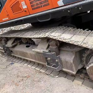 DOOSAN DX520 52 tonnes 80% Neuf d'origine avec EPA CE Excavatrice agricole d'occasion 52 tonnes Doosan Dx520 Machine de construction lourde - Product Image 3