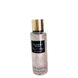 Victorias <span class=keywords><strong>Secret</strong></span> Velvet Petal Shimmer Mist, Spray Corporal con Brillo Radiante, Hidratante, Humectante, Aroma Duradero, 250 ml - Product Image 5