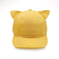 Bebé personalizar 100% algodón colorido en blanco niños gorras de béisbol sombreros de ala curva con orejeras para niños pequeños al aire libre