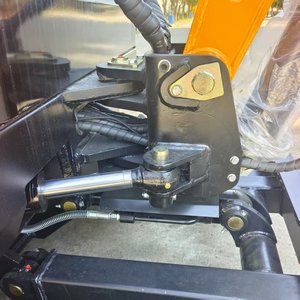 Produsen Excavator Profesional Tiongkok Menyesuaikan Excavator <span class=keywords><strong>Mini</strong></span> dengan Kabin 2 Ton - Product Image 4