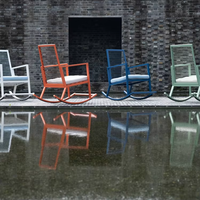 Chaise à bascule d'extérieur moderne en aluminium, design contemporain, structure robuste, idéale pour la restauration et l'hôtellerie – Meilleure vente