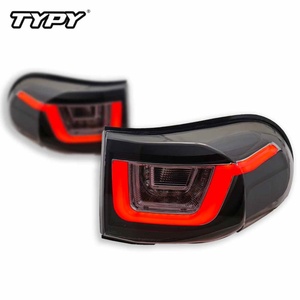 ไฟท้ายรถยนต์ LED พร้อมไฟเลี้ยว DRL สำหรับ Toyota FJ Cruiser ปี 2007-2014 ไฟเบรก ไฟถอยหลัง สีแดงใส - Product Image 2