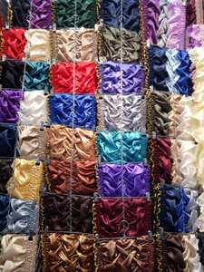 Forniture <span class=keywords><strong>Funebri</strong></span>: Rivestimento Classico in Raso Plissettato per Bara con Cuscino, Fodera per Bara Semplice, Rivestimento per Bara da Sepoltura per Grossisti - Product Image 6