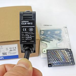 新しい光電センサーE3JK-DN12-C直接逆センサー赤外線光電センサー - Product Image 3