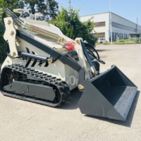 Mini-chargeuse compacte télécommandée avec chenilles pour l'agriculture et les jardins