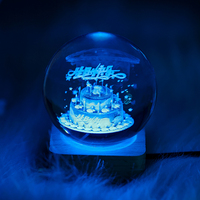 Cadeau d'anniversaire musical écologique populaire, boule de cristal en verre gravée en 3D avec base en bois, lampe de nuit LED pour enfants