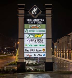 Insegna Modulare Personalizzata per Centro Commerciale con Pannelli Sostituibili, Segnaletica Esterna in Alluminio - Product Image 1