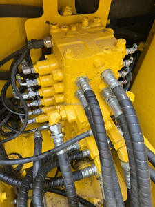 Excavatrice d'occasion Komatsu PC130, 13 tonnes, marque japonaise, d'occasion, en bon état, excavatrice moyenne d'origine PC110 - Product Image 5