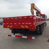 Grue montée sur camion Dongfeng 64 12 tonnes durable |   Moteur Yuchai 270 CV, hauteur de levage 21,3 m, moment de charge élevé 300 kN.m