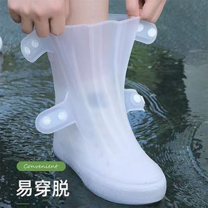 Cubrezapatos de silicona impermeables unisex, gruesos y resistentes al desgaste, para días lluviosos, para estudiantes - Product Image 5