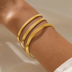 Perhiasan gelang baja tahan karat perhiasan tahan air 3-5mm gelang rantai ular emas berlapis wanita tulang Herringbone datar sederhana