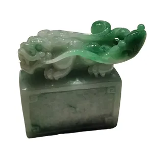 새로운 천연 녹색 옥 HIKYUU 크리스탈 공예 치유 느슨한 보석 조각 HIKYUU 동상 마스코트 가정 장식 조각