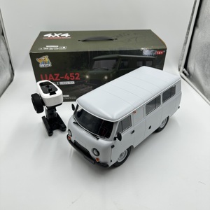 รถบังคับวิทยุ WPL UAZ-452 JY ขนาด 1:12 แบบครอว์เลอร์ 2.4GHz ขับเคลื่อน 4 ล้อ สำหรับวิ่งบนถนน พร้อมสาย USB ตัวถังโลหะ ไฟ LED สำหรับผู้ใหญ่ - Product Image 2