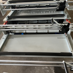 HD Three Tier Steel Roofing <strong>Tile</strong> <strong>Making</strong> <strong>Machine</strong> Triple Layer Roll Forming <strong>Machine</strong> with Pump &amp; Bearing - Product Image 6