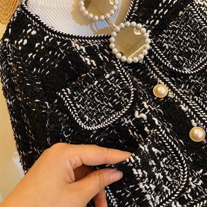 Completo Primaverile 2025 per Bambine: Giacca Elegante e Pantaloni a Zampa, Set Due Pezzi, Motivo Tinta Unita, Outfit Autunnale per Bambini - Product Image 4