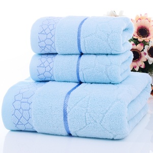 Juego de Toallas de Baño Water Cube, 100% Microfibra, 3 Piezas, Color Rosa, Beige y Azul, Toallas Faciales y de Playa para Adultos - Product Image 1