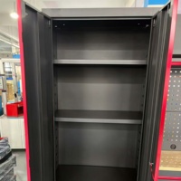 Estación de Trabajo Modular en Forma de L Personalizada, Gabinete Negro con Tiradores Rojos, Panel Perforado