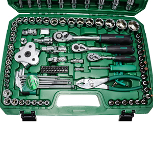 Kit de clés à douilles professionnel pour mécanicien, 123 pièces, solution avancée pour la réparation automobile, avec clé à filtre à huile spécialisée à 3 mâchoires - Product Image 4