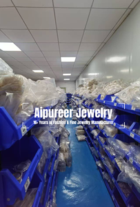 Conjunto de Joyería Estilo <span class=keywords><strong>Victoria</strong></span> Court, Collar y Pendientes de Oro Vintage con Amatista Sintética en Forma de Lágrima, Piedra Púrpura Solitaria de Gran Cantidad - Product Image 6