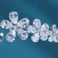 Serre-tête de mariée en zircone cubique à 4 fleurs dégradées, diadème de mariage en cristal taille poire, couronne latérale brillante, bijoux de cheveux, vente en gros