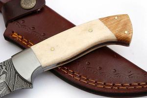 มีดพกพาเหล็กดามัสกัสแบบปรับแต่งได้ด้ามจับกระดูกไม้สเตนเลสสำหรับล่าสัตว์ - Product Image 5