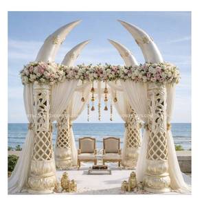 Mandap de Boda The Crescent Royale: Decoración de Boda de Lujo con Arte Tradicional Indio - Product Image 1