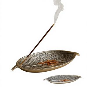 Soporte para Incienso Religioso con Diseño de Hoja de Shrekha Creations, de Latón Antiguo y Aluminio, Decoración para el Hogar, Envío Rápido al Mejor Precio - Product Image 1