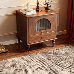 Mesita de noche de madera maciza estilo francés, color nogal, diseño vintage, gabinete de almacenamiento para dormitorio, ensamblada y lista para usar - Product Image 3