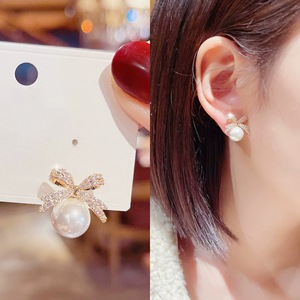 Light Luxury Girls Exquisite Cultured Pearl <b>Earrings</b> <b>Crystal</b> Bow <b>Earrings</b> Micro <b>Stud</b> <b>Earring</b> Cultured - Product Image 5