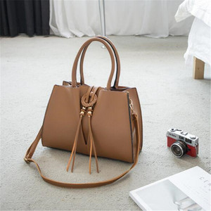 Ensemble de <span class=keywords><strong>sacs</strong></span> à main en nylon Offre Spéciale d'usine chaussure et sac assortis pour femmes italiennes - Product Image 6