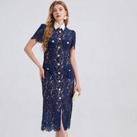 Robe décontractée de grande taille personnalisée Robe moulante pour femmes à la mode à la française avec broderie en dentelle et revers de couleur contrastante avec poches en 3D