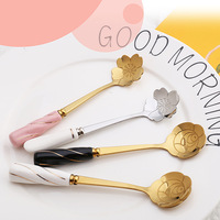 Belle poignée en céramique dessert thé petite cuillère en acier inoxydable fleur de cerisier rose fleur forme cuillère à café