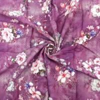 Kain Rayon Cetak Bunga Persik Latar Belakang Ungu Langsung dari Pabrik untuk Gaun Liburan Wanita Hijab Lembut dan Bernapas OEM