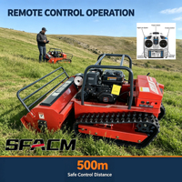 Tondeuse à gazon tout-terrain à moteur thermique, robot tondeuse agricole télécommandé sur chenilles.