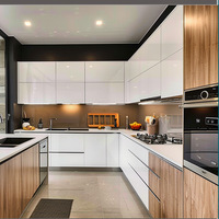 Meubles de cuisine en mélamine ultra-brillante avec portes vitrées, thermoformés UV, sur mesure, modulaires, pour appartement moderne
