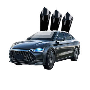 Película de Seguridad para Ventanas de Automóviles con Tinte Cerámico Negro/Oscuro al 5% VLT, 99% UVR, 99% IRR, Película de Privacidad para Ventanas Oscuras de 4 Mil - Product Image 1