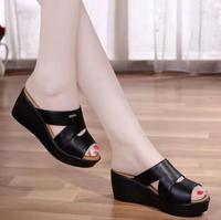 Sandales compensées d'été à semelle épaisse, chaussures à bout ouvert, sandales compensées en cuir pour femmes