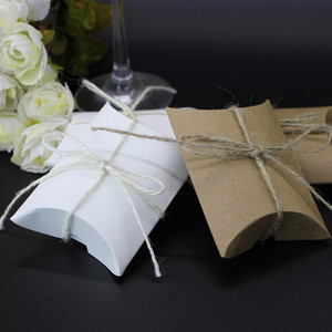 9*6.5*2.5cm Blank Kraft Paper Wedding Candy Box Mini Personalized <strong>Pillow</strong> Shaped Box White <strong>Pillow</strong> Shaped Gift <strong>Small</strong> Candy Box - Product Image 3